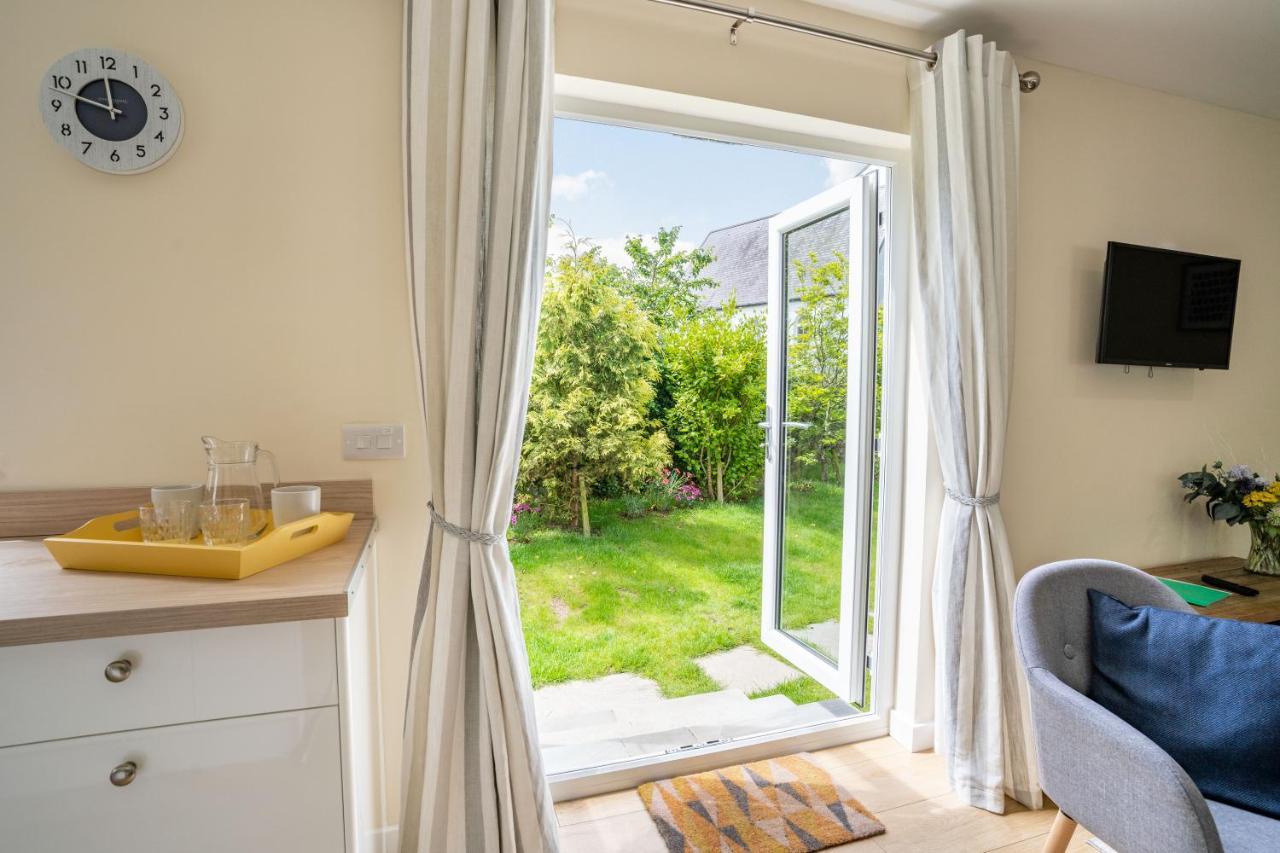 Ramsey Lodge Bier Wood Lodges Тенби Экстерьер фото